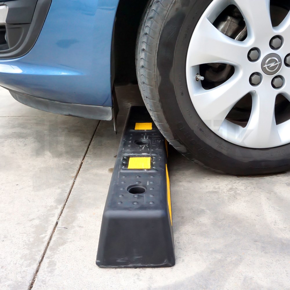 Rubber Parking Stop 74 x 15 x 10 cm