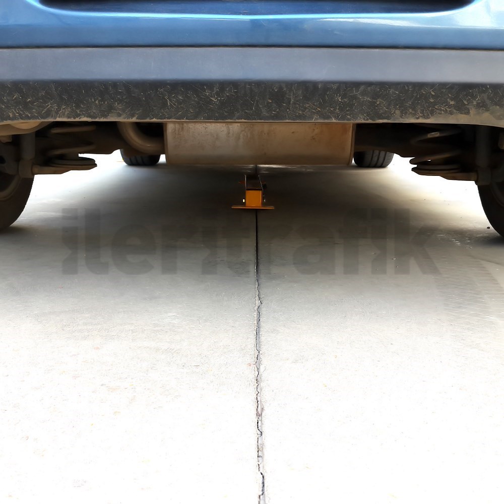 key-lock-folding-parking-post-75 cm-6-4c8c Key Lock Folding Parking Post 75 cm, Lockable Parking Barrier