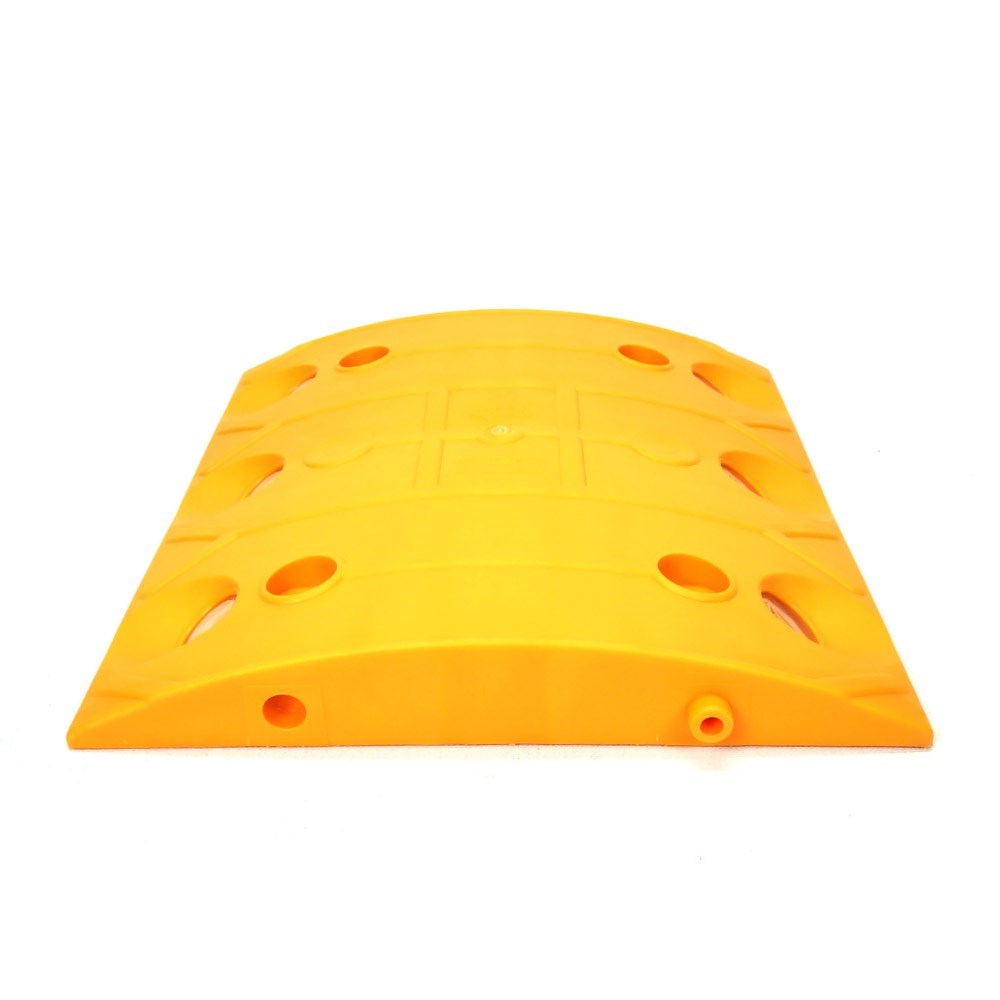 oval-speed-bump-33-x-30-x-4 cm-f4b3 Oval Speed Bump 33 x 30 x 4 cm