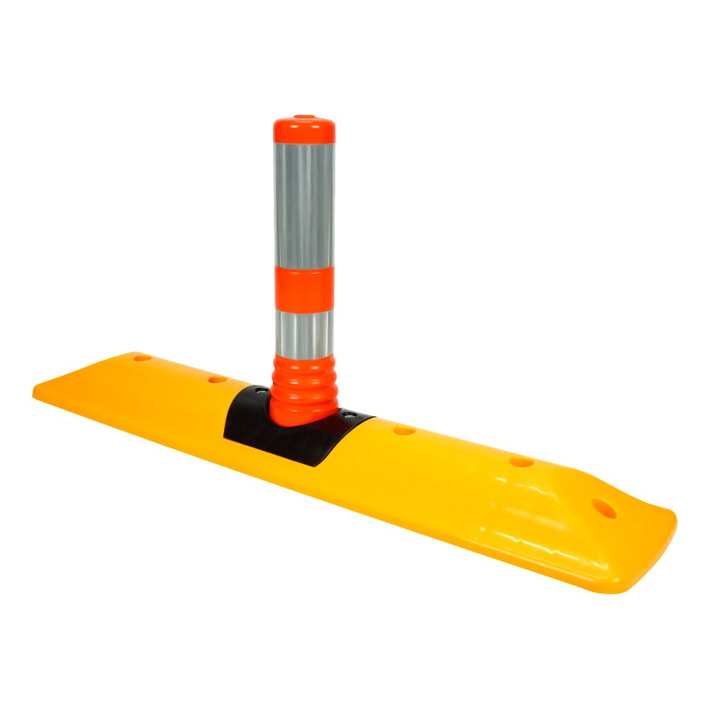 12270 UB R-2 PVC road separator with 30 cm delineator