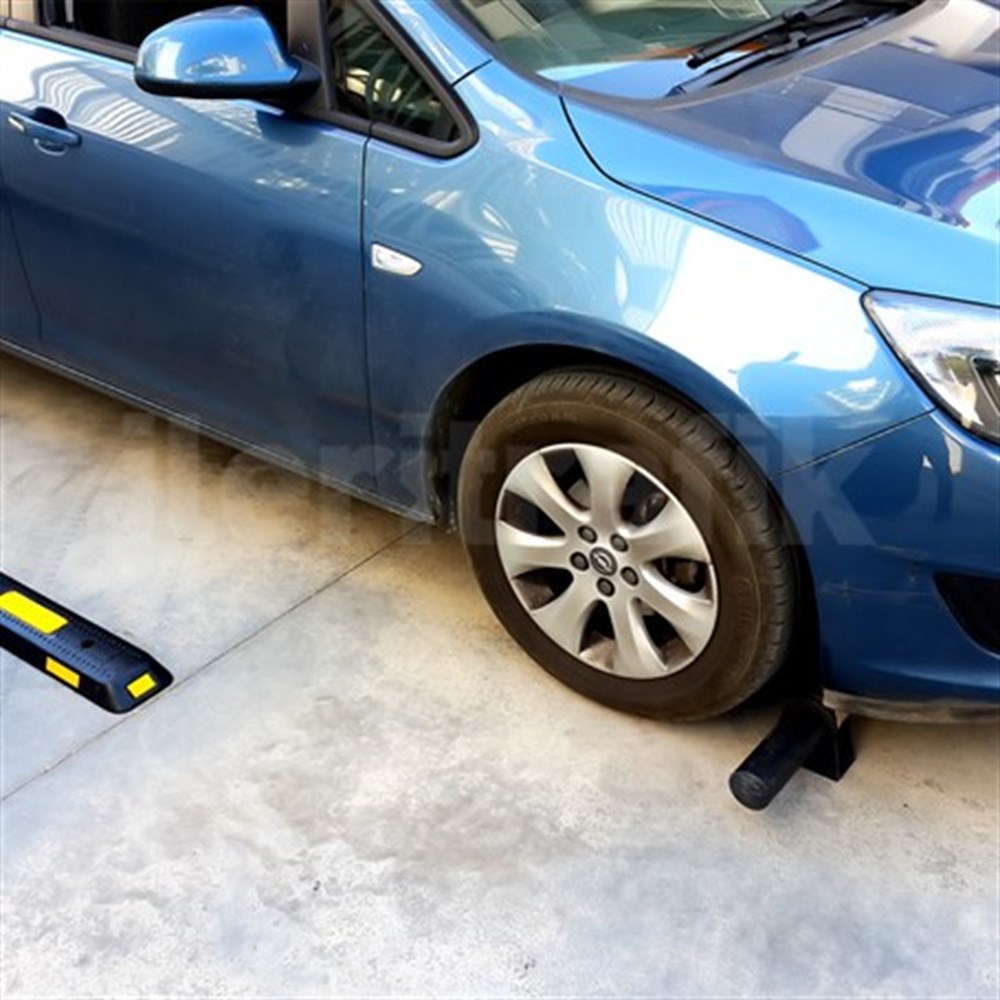 PE-Covered Steel Car Stopper-7