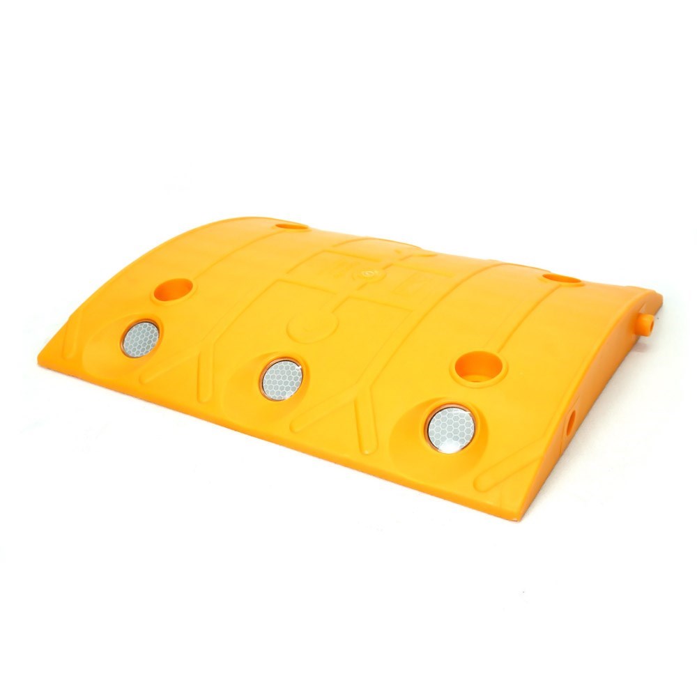 oval-speed-bump-33-x-30-x-4 cm-c-d451 Oval Speed Bump 33 x 30 x 4 cm
