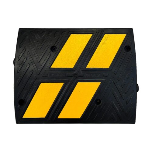 Compound Speed Bump with 4 Diagonal Reflectives 50 x 40 x 4 cm