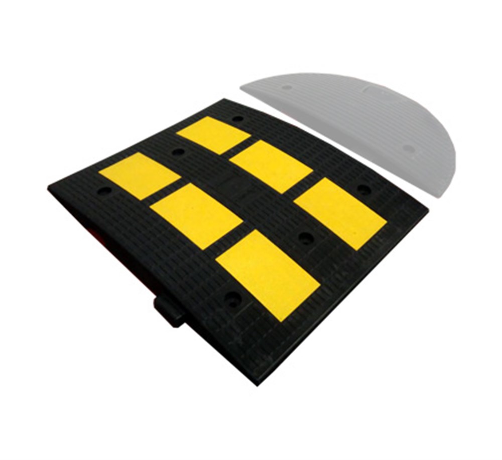 Rubber Covered Speed Bump 50 x 60 x 4,5 cm