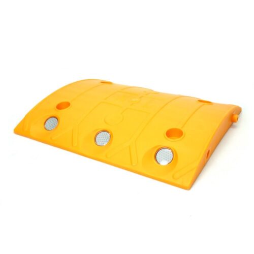 Oval Speed Bump 33 x 30 x 4 cm